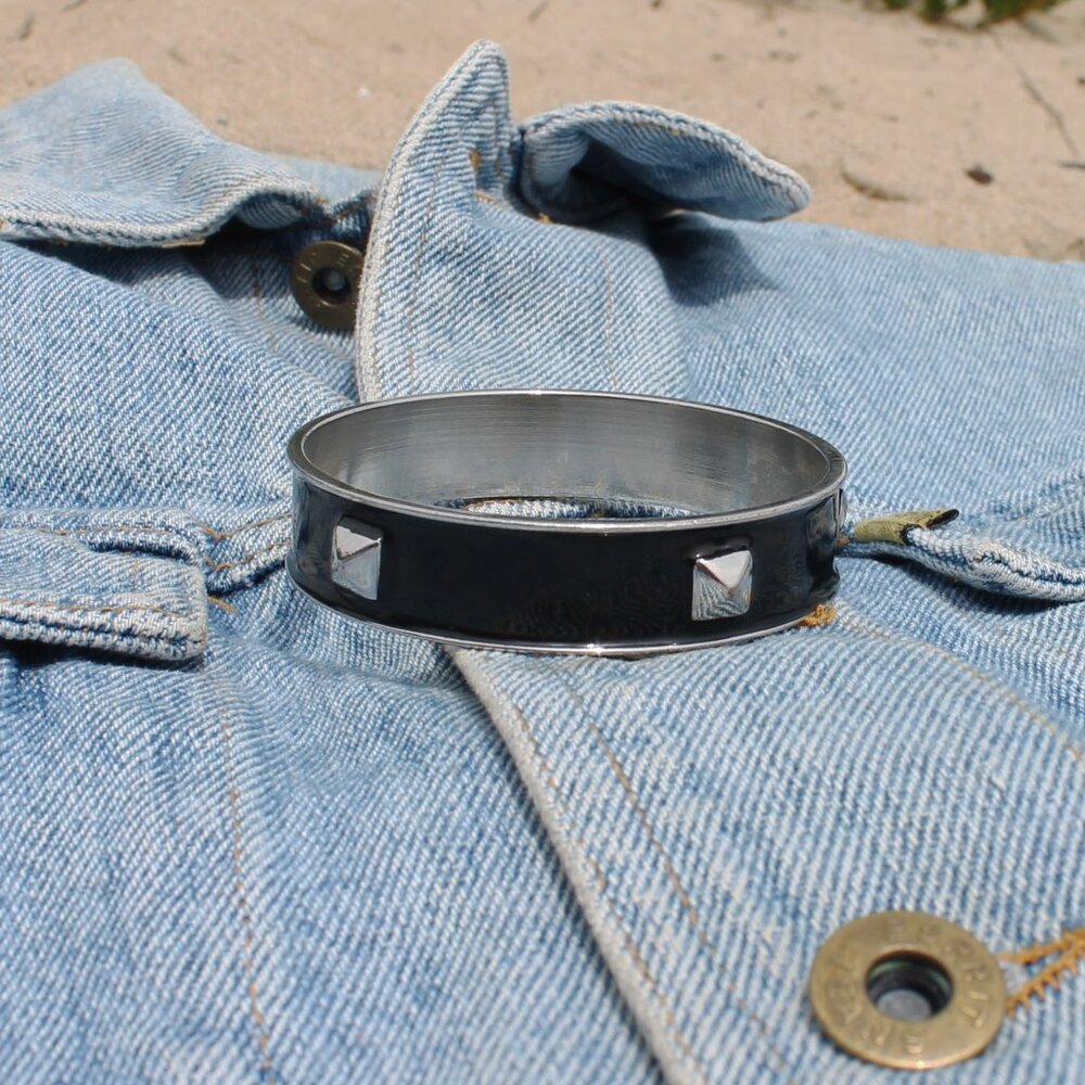 80s Vintage Silver/Black Metal Stud Bangle Bracelet - Picture 2 of 6